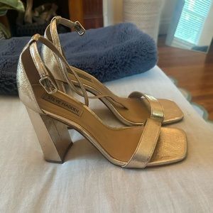 Steve Madden Gold Heels